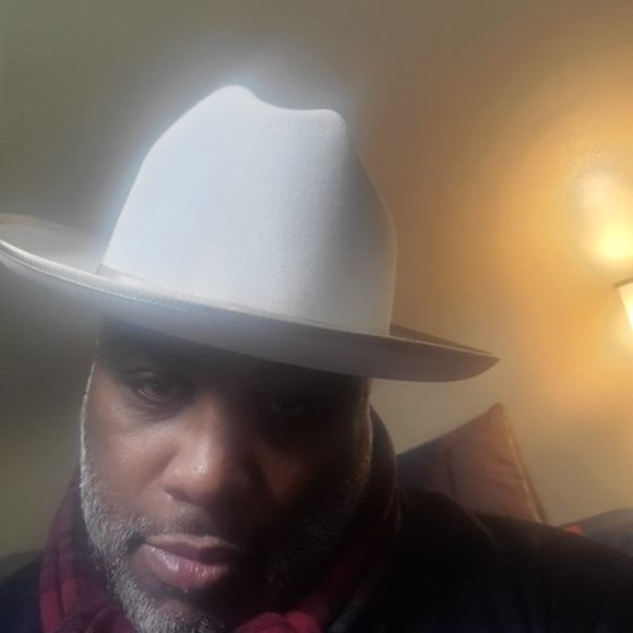 Meet your Posher, Bernard - Picture 1 of 1